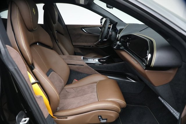 2025 Ferrari Purosangue Base