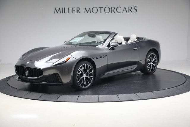 2026 Maserati GranCabrio Modena