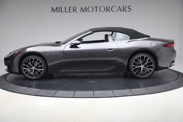 2026 Maserati GranCabrio Modena