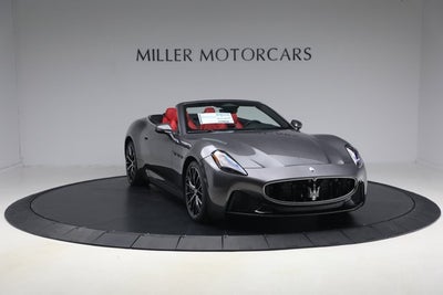 2026 Maserati GranCabrio Modena