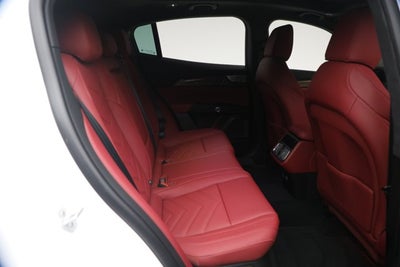 2026 Maserati Grecale Modena