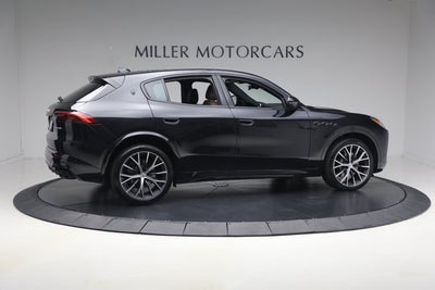 2026 Maserati Grecale Modena