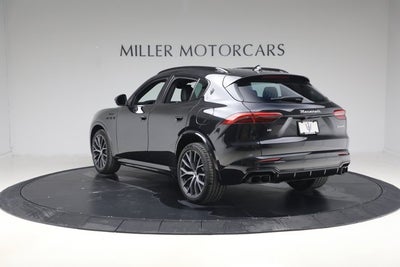 2026 Maserati Grecale Modena